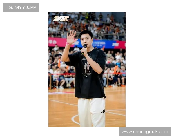 胡明轩全力冲锋引领球队逆袭展现年轻核心非凡领导力