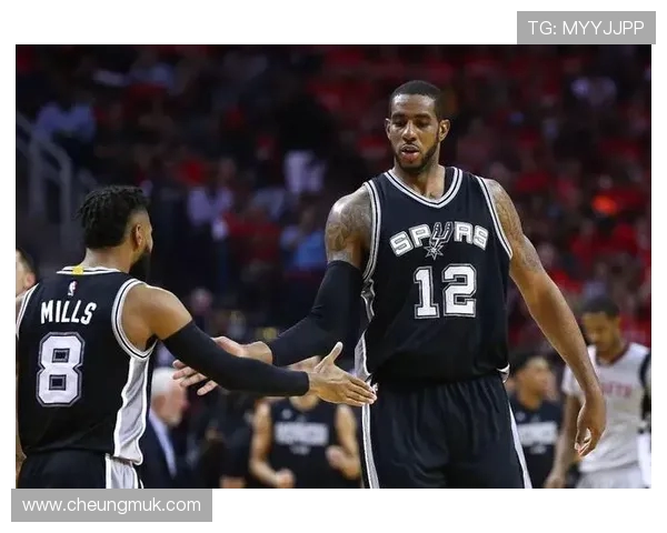 波士顿凯尔特人强势出击迎战对手 全力争夺季后赛席位的激烈对决