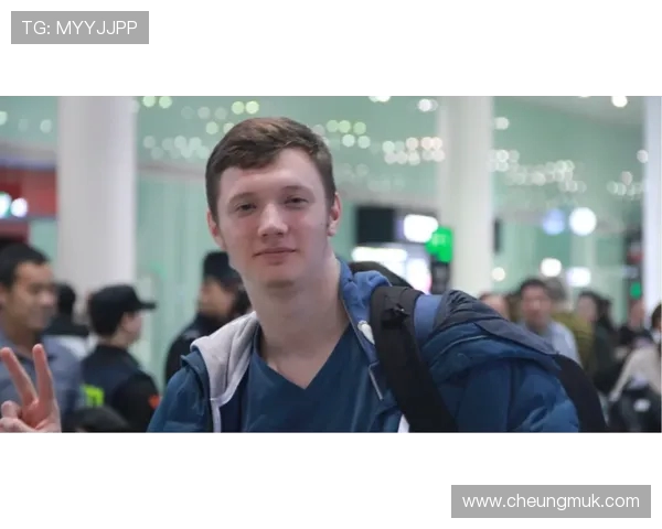 DOTA2赛事新动态：TES战队表现卓越引领最新比赛经验TOP10