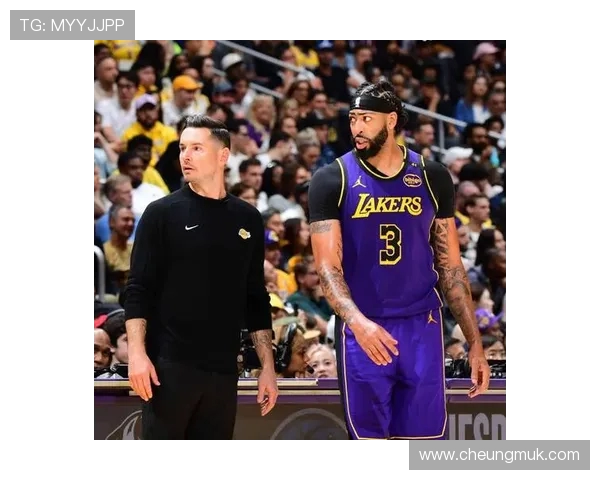 2018年季前赛湖人队与国王队精彩对决回顾与分析