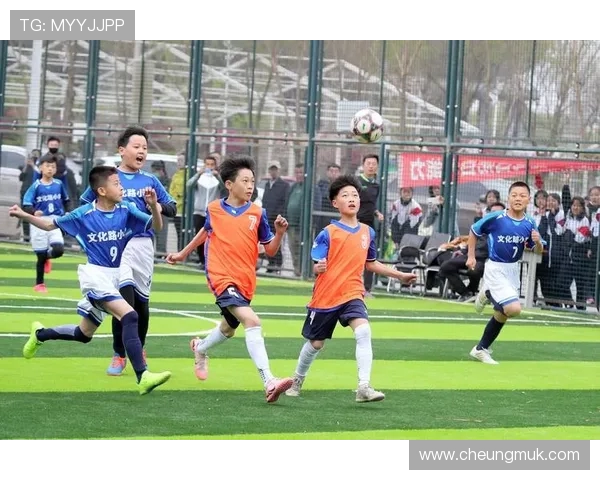 加克波引领新时代足球潮流展现年轻球员的无限潜力与激情