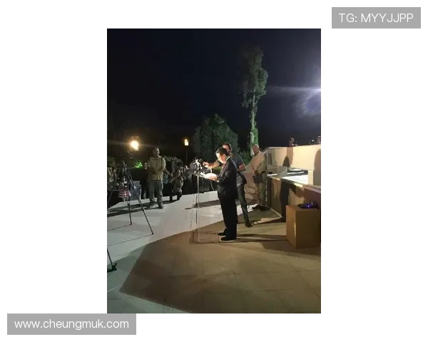 啊独立与伊基克的较量:探索两地文化与历史的碰撞与交融 啊独立与伊基克的较量:探索两地文化与历史的碰撞与交融